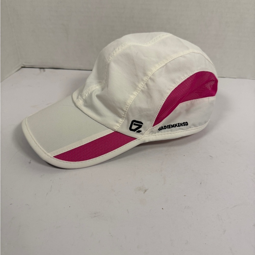 GADIEMKENSD Outdoor Running Hat - Breathable Mesh Baseball Cap for Men Women